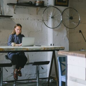 HOW TO CREATE THE PERFECT LANDING PAGE FOR YOUR ONLINE ACADEMY