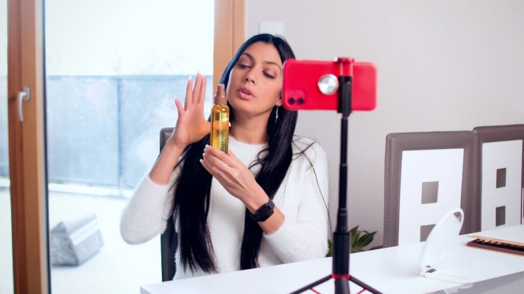 How to create videos for online courses on low budget?