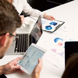 How to grow your social media following and market courses faster
